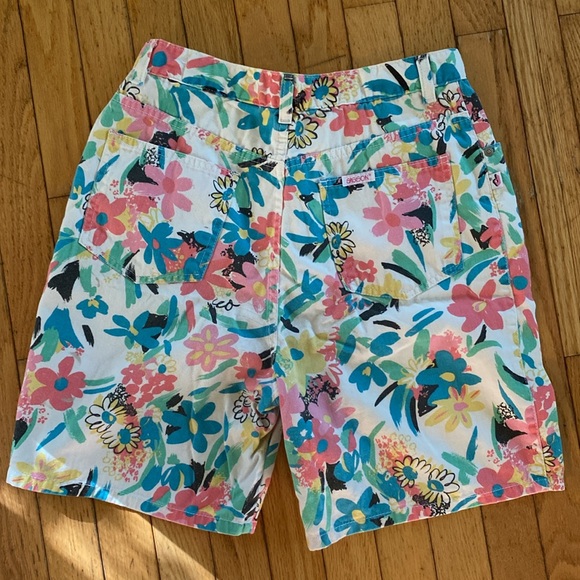 Vintage 80s Floral Print SASSON Shorts - Picture 2 of 4